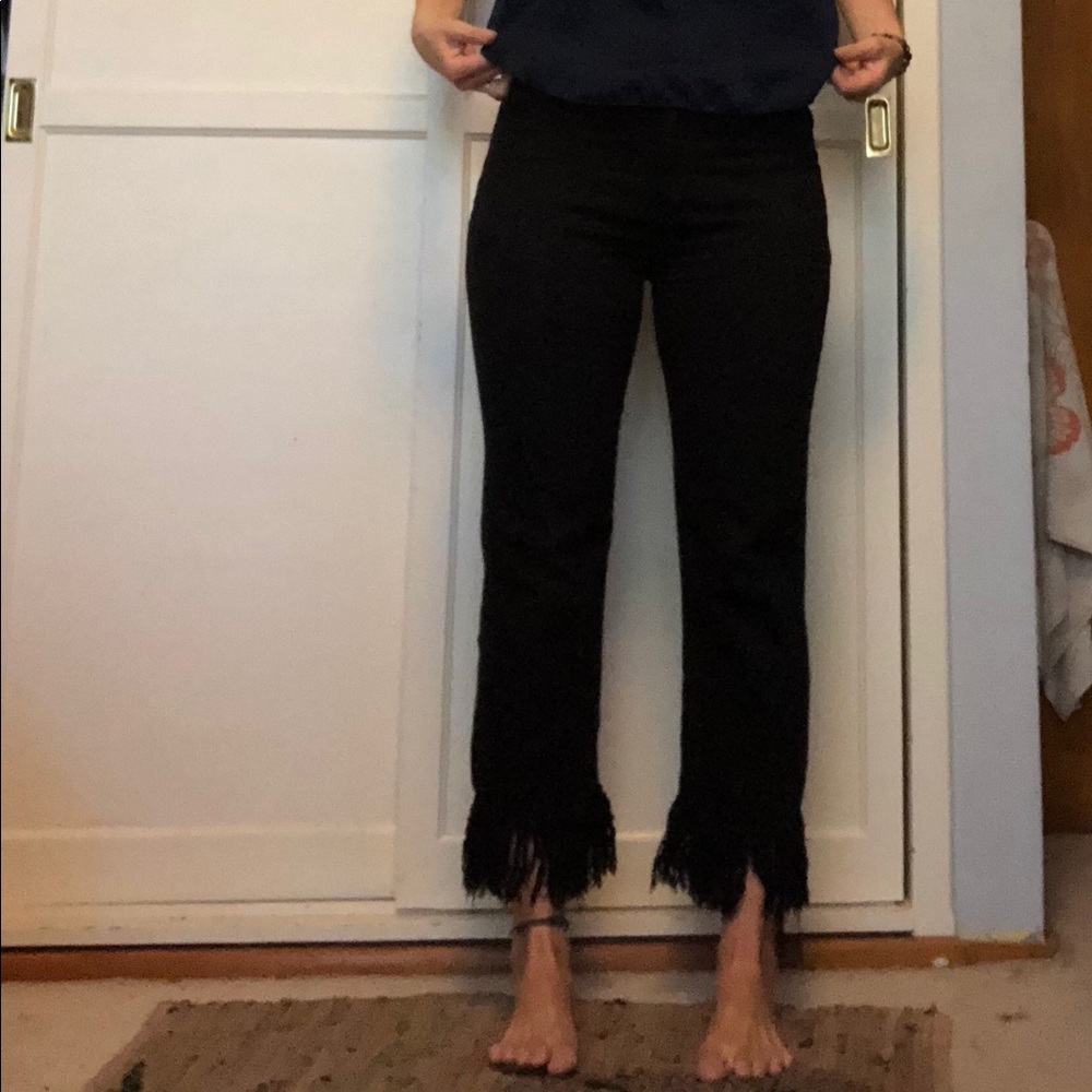 Cropped fringed pants